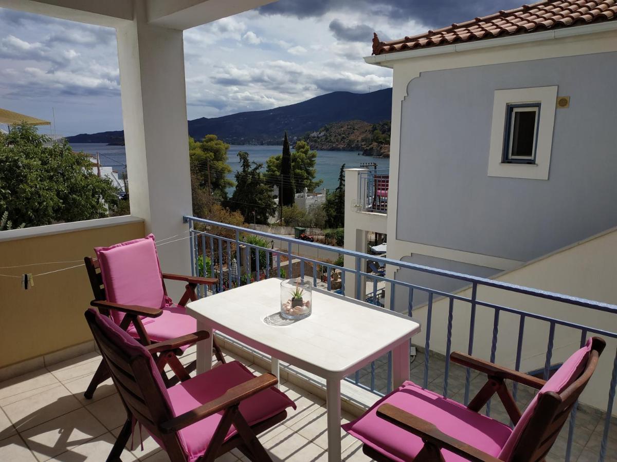 Ktm Sunny Villas Poros Town Exterior photo