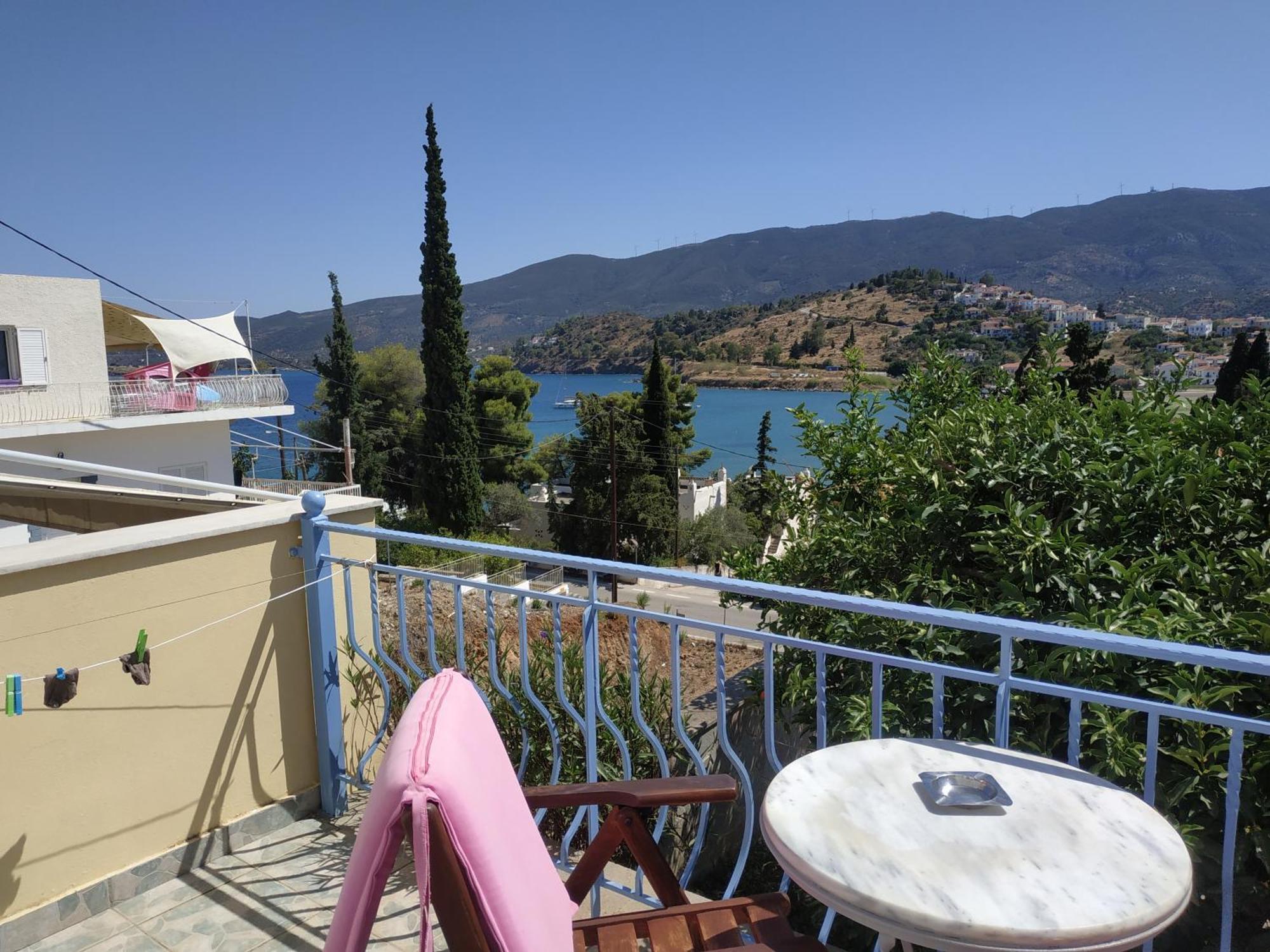 Ktm Sunny Villas Poros Town Exterior photo