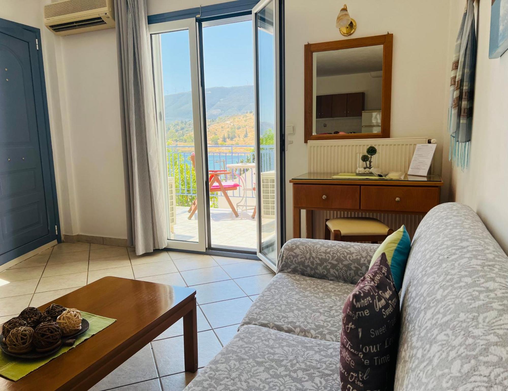 Ktm Sunny Villas Poros Town Exterior photo