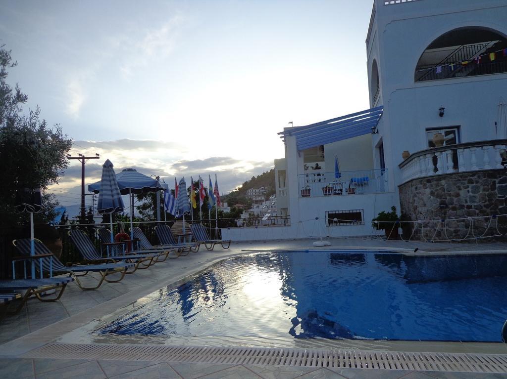 Ktm Sunny Villas Poros Town Exterior photo