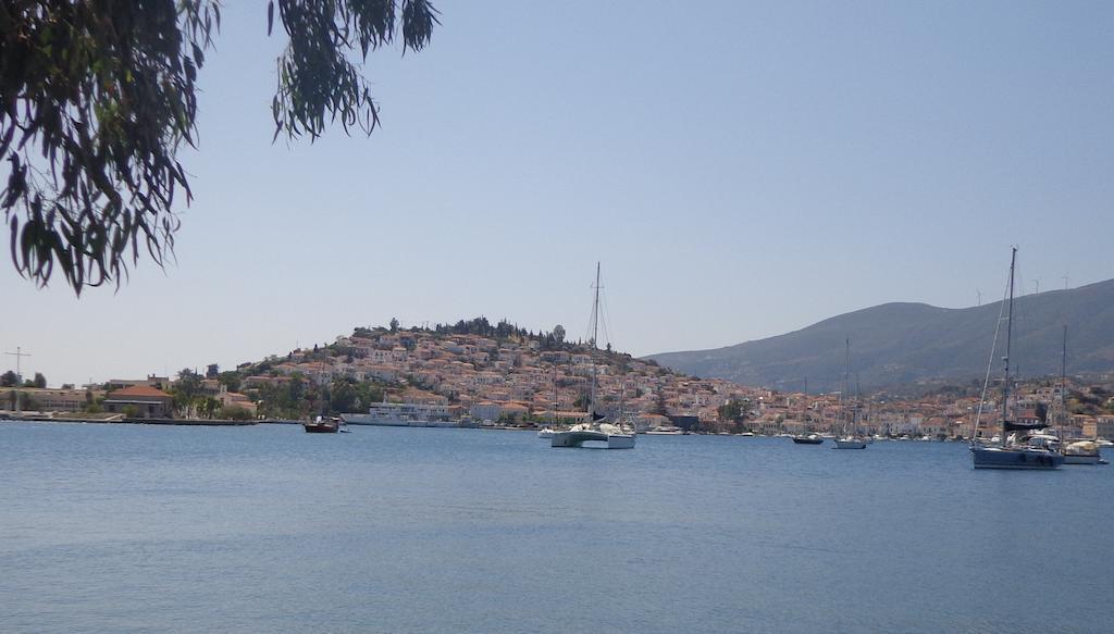 Ktm Sunny Villas Poros Town Exterior photo