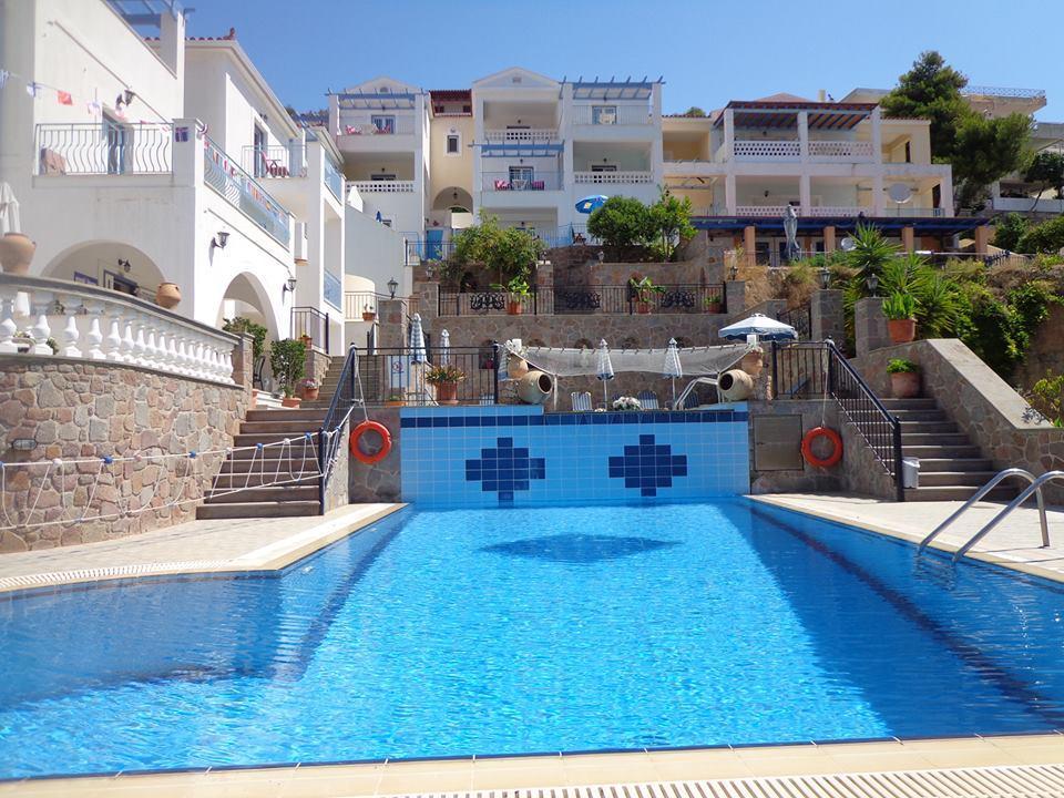 Ktm Sunny Villas Poros Town Exterior photo