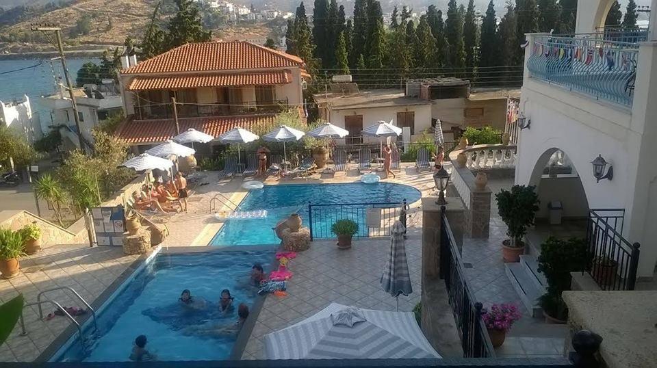 Ktm Sunny Villas Poros Town Exterior photo