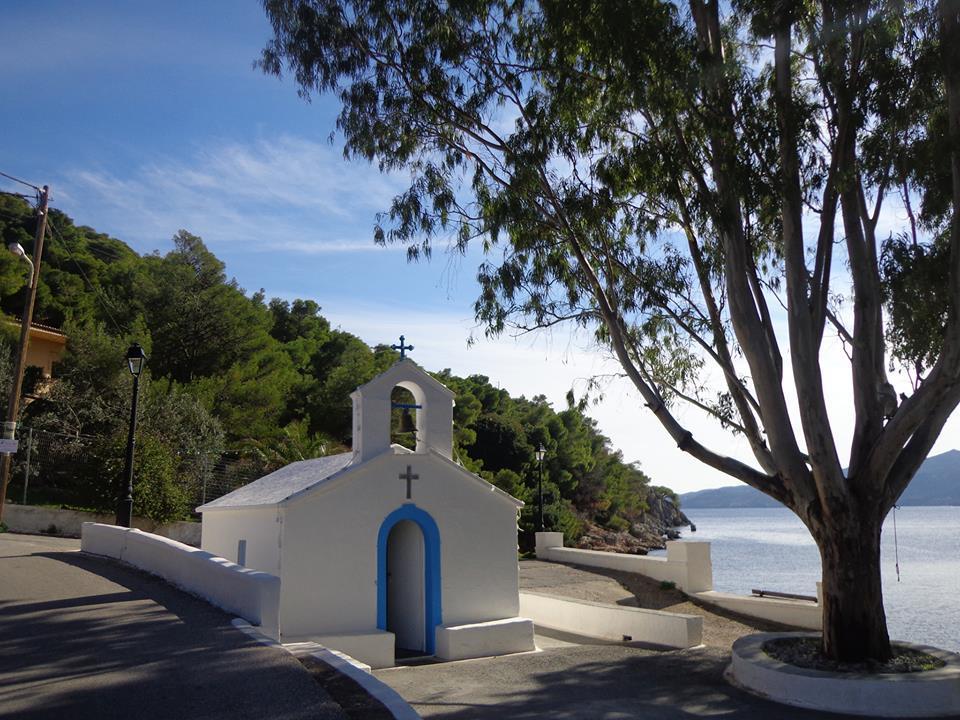 Ktm Sunny Villas Poros Town Exterior photo