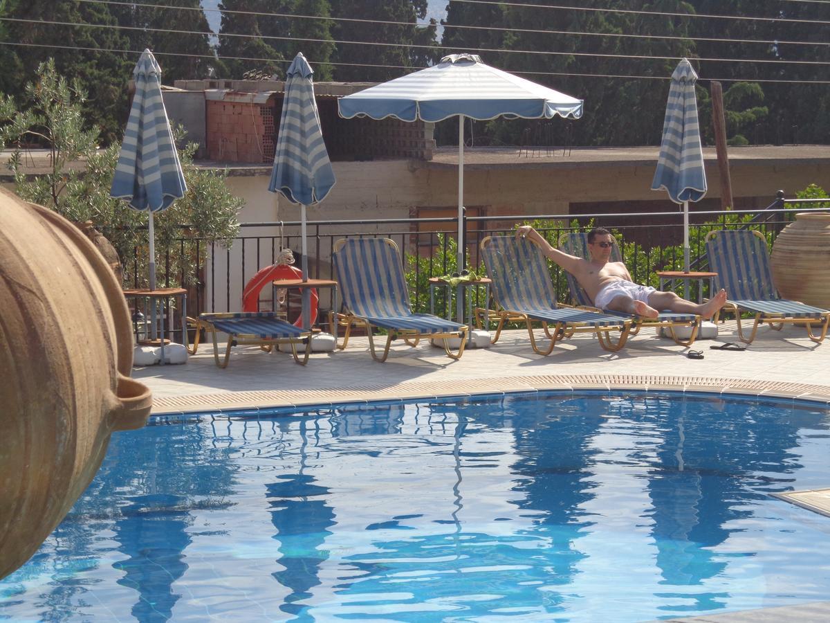 Ktm Sunny Villas Poros Town Exterior photo