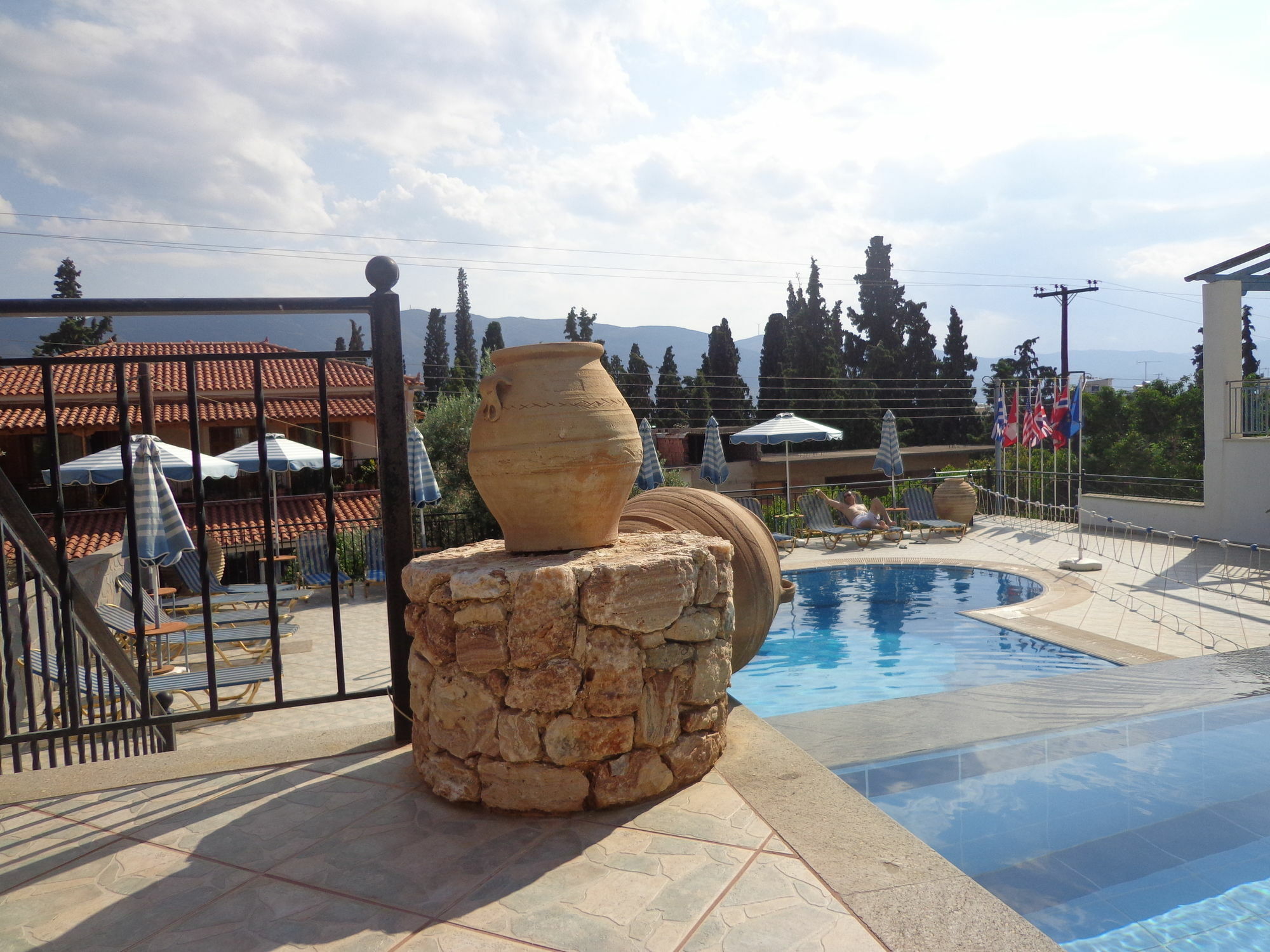 Ktm Sunny Villas Poros Town Exterior photo