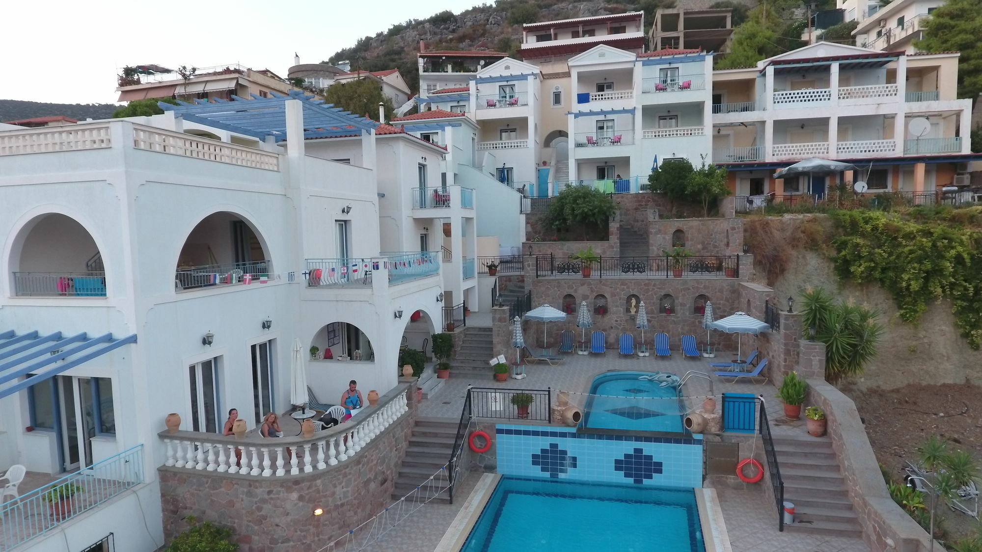 Ktm Sunny Villas Poros Town Exterior photo